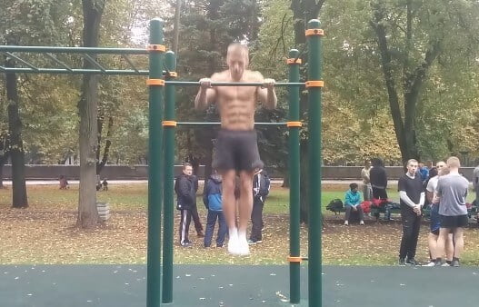 Example of negative muscle ups